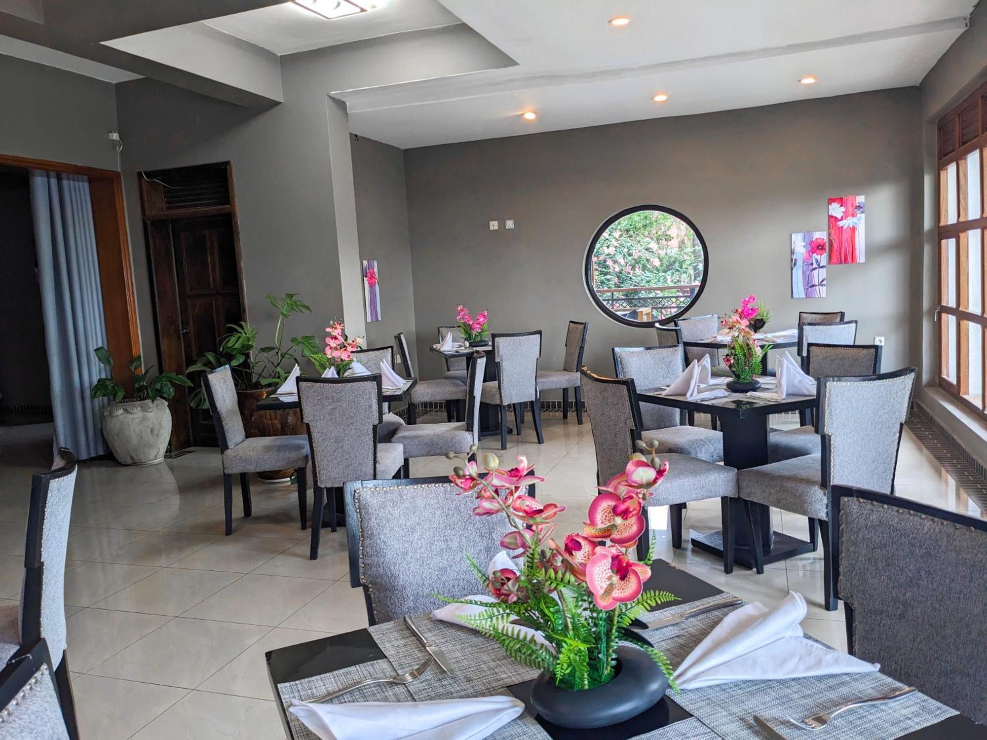 Kivu Hilltop View Resort ギセニ エクステリア 写真