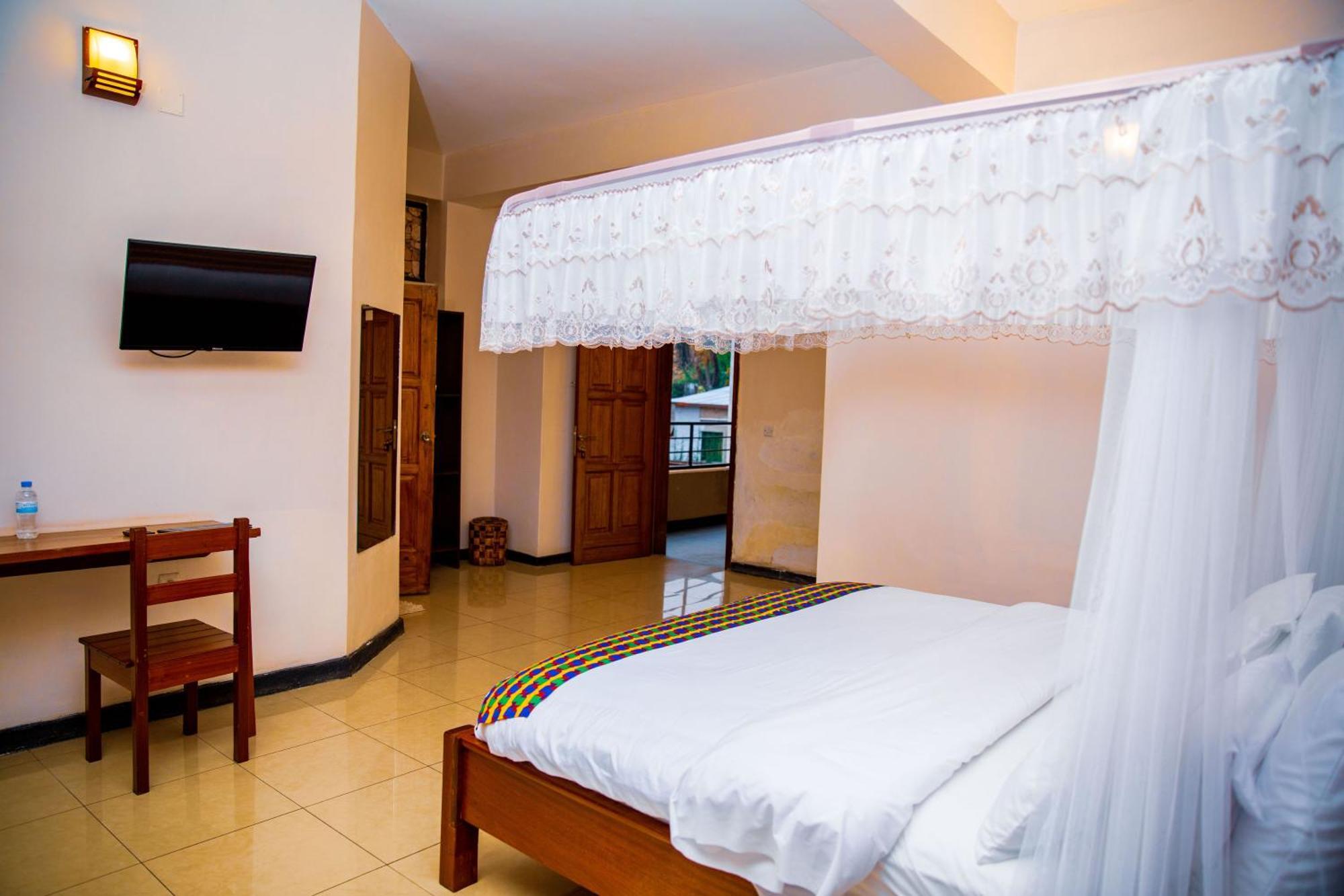 Kivu Hilltop View Resort ギセニ エクステリア 写真