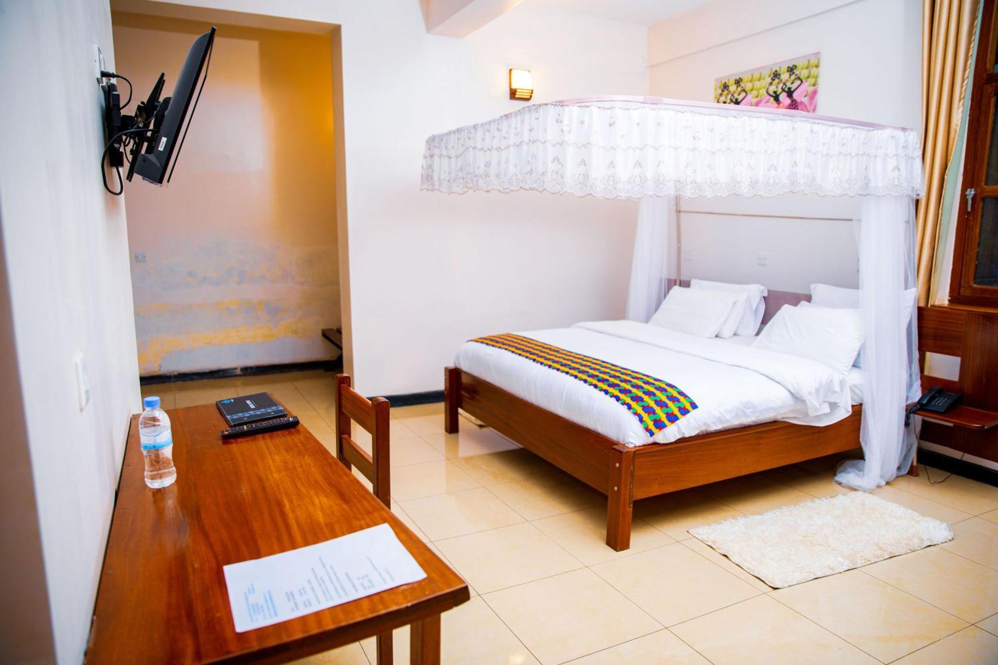 Kivu Hilltop View Resort ギセニ エクステリア 写真