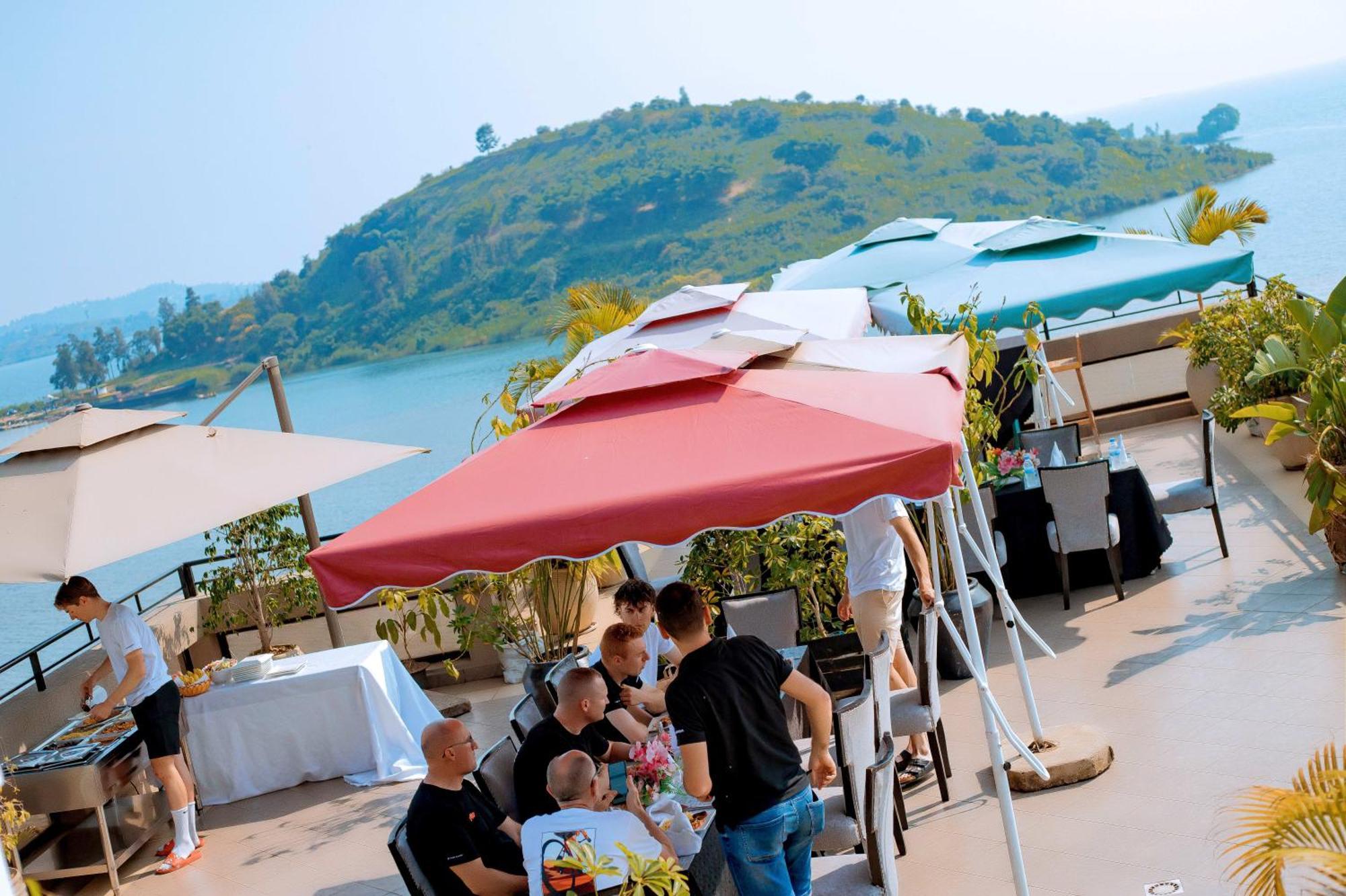 Kivu Hilltop View Resort ギセニ エクステリア 写真
