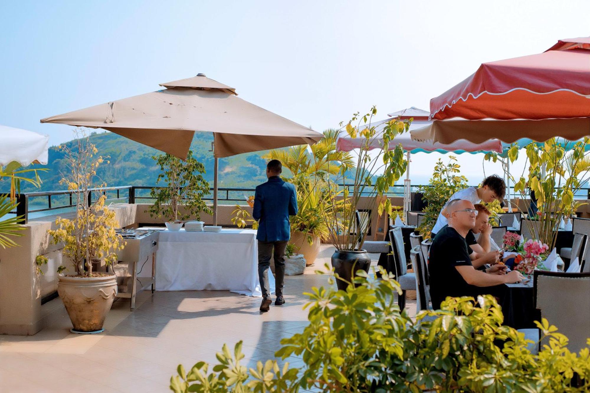 Kivu Hilltop View Resort ギセニ エクステリア 写真